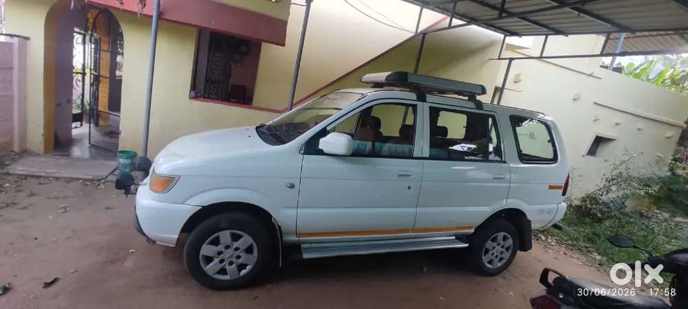 Chevrolet Tavera 2017 Diesel 17055 Km Driven