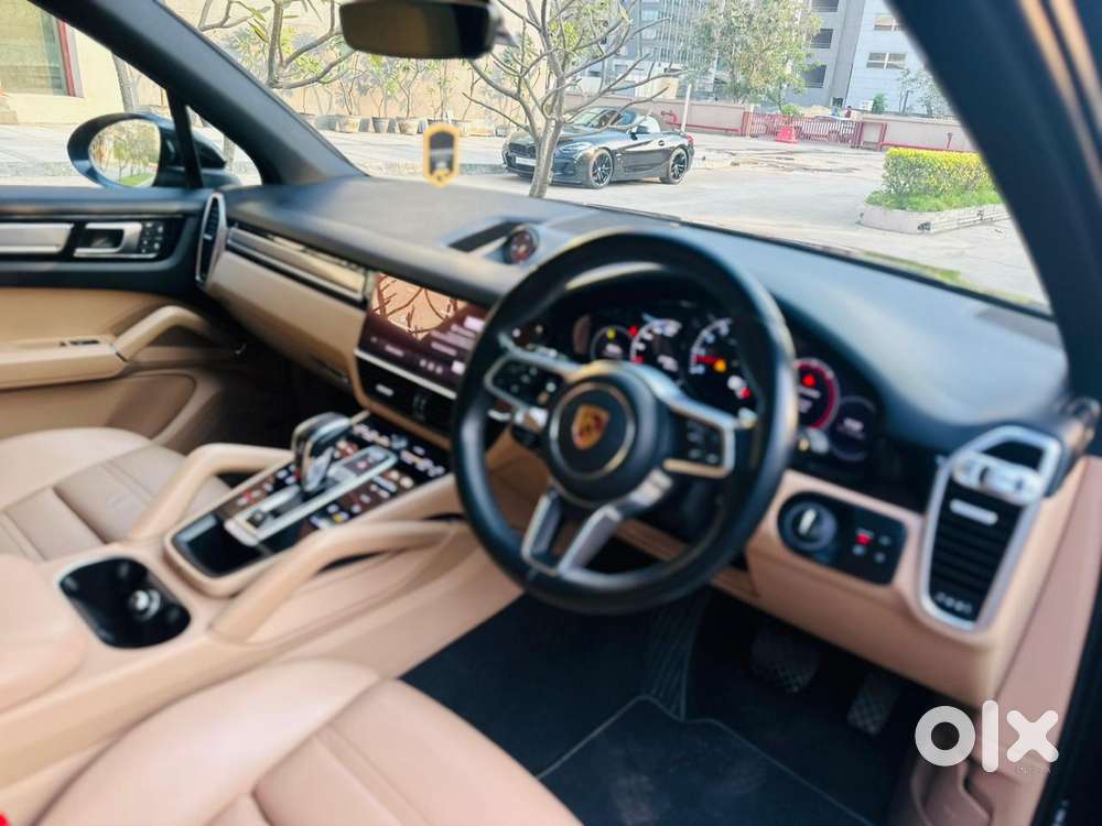 Porsche Cayenne E-hybrid Platinum Edition, 2023, Petrol