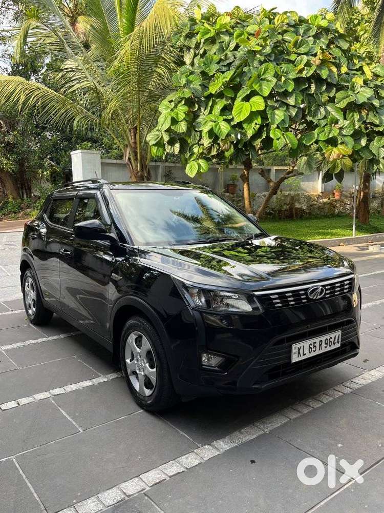 Mahindra Xuv300 W6 Diesel, 2022, Diesel