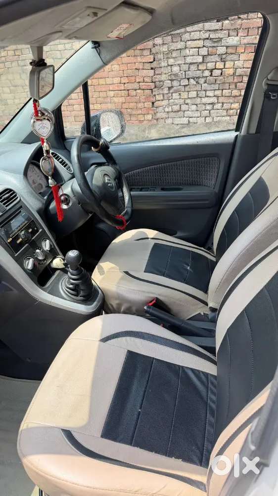 Saf H Gadi. 4 Alloy, All Power Window, Badiya Music System Hai.