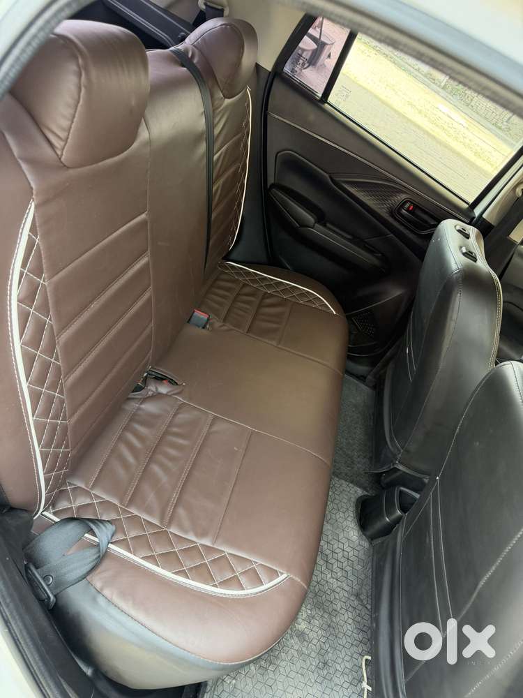 Maruti Suzuki Swift Lxi Optional-o, 2024, Petrol