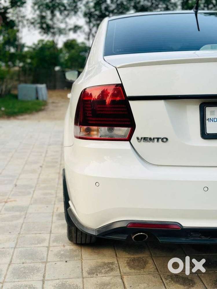 Volkswagen Vento 1.0 Highline Plus At, 2022, Petrol
