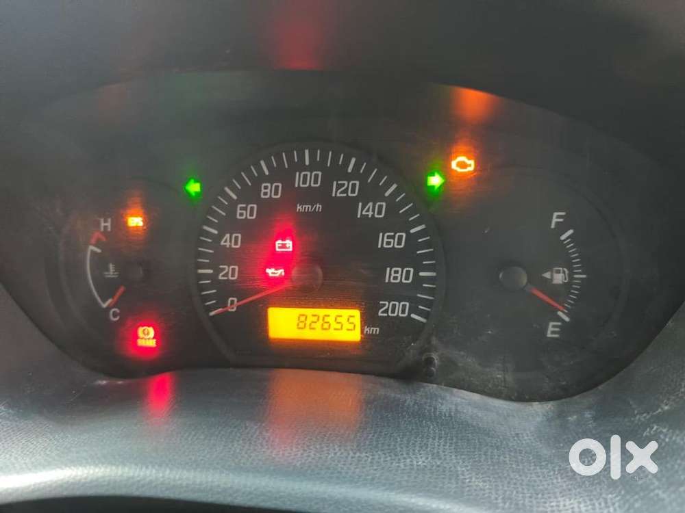 Maruti Suzuki Swift 2006 Petrol 80000 Km Driven