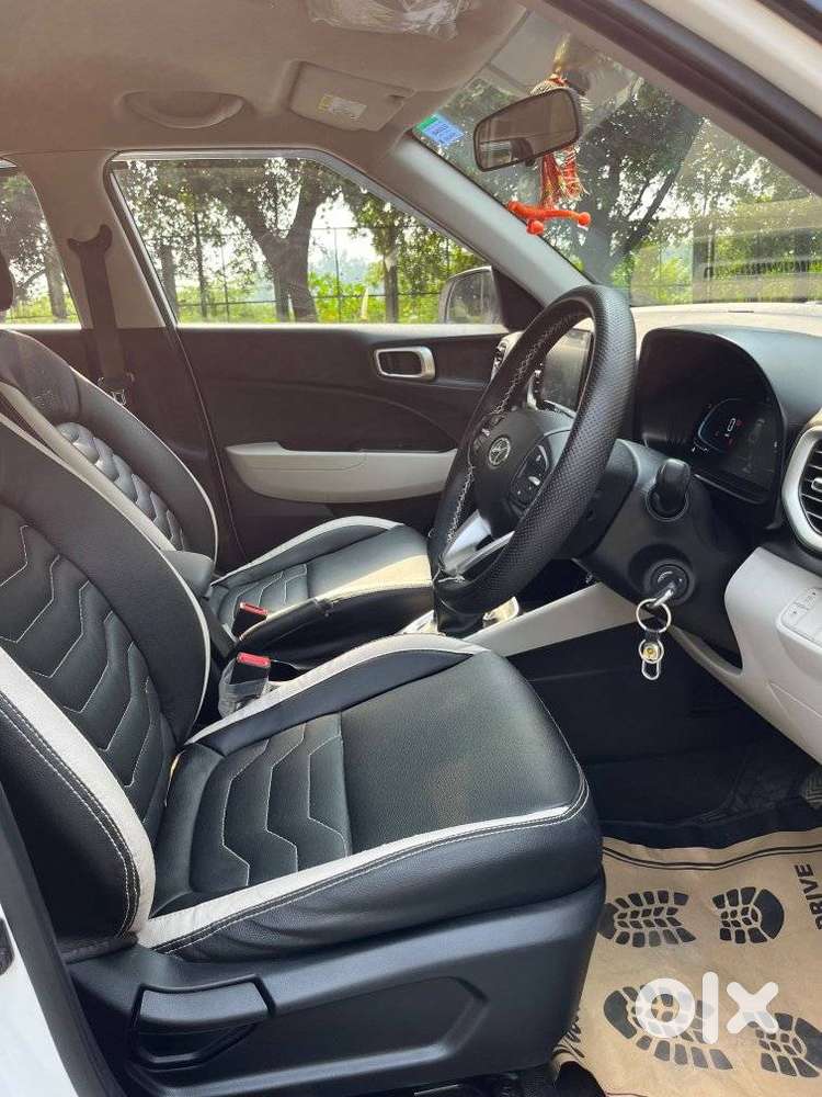 Hyundai Venue S 1.2 Petrol, 2023, Petrol
