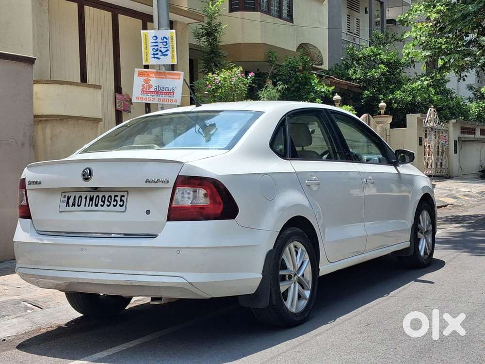Skoda Rapid [2016-2020] 1.5 Style Plus Tdi At Black Package, 2017, D..