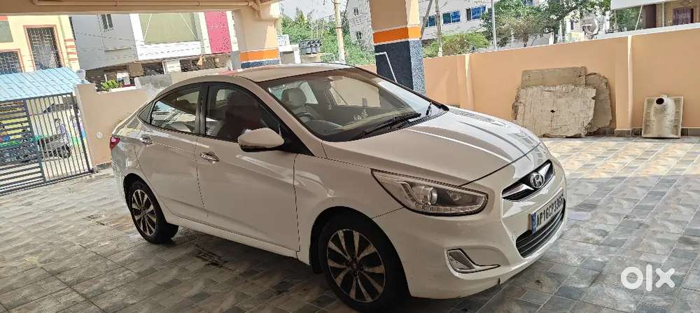 Hyundai New Verna 2014 Diesel 124727 Km Driven