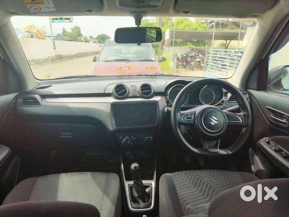 Maruti Suzuki Swift Vxi Optional, 2022, Petrol