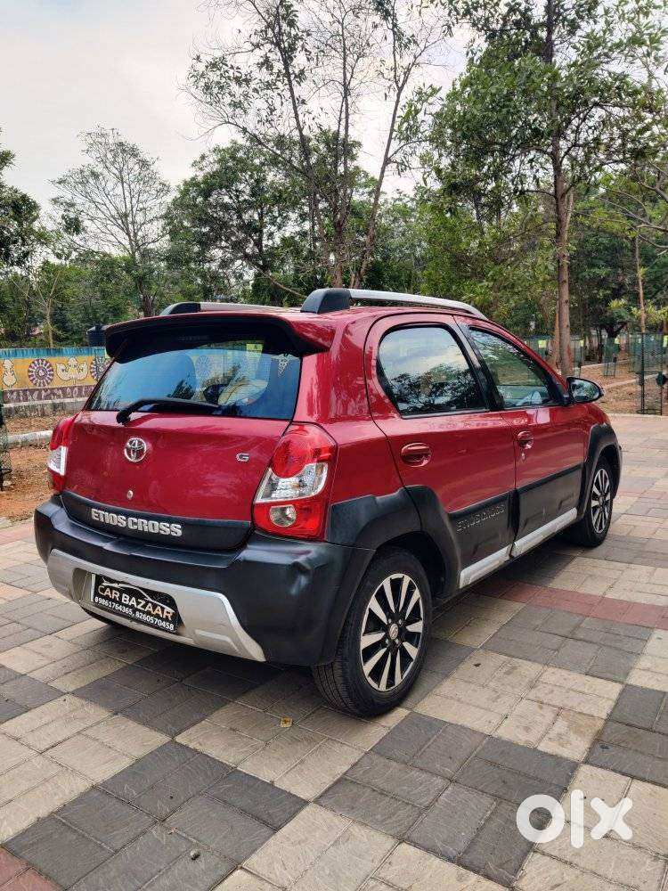 Toyota Etios Cross 1.2l G, 2017, Petrol