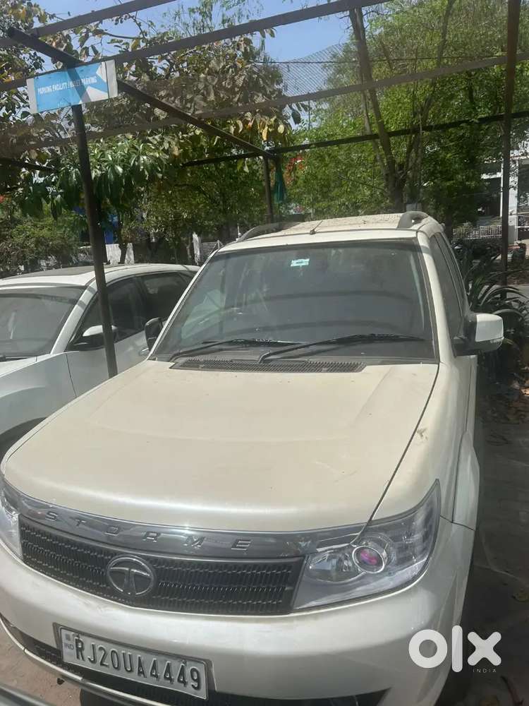 Tata Safari Storme 2013 Diesel