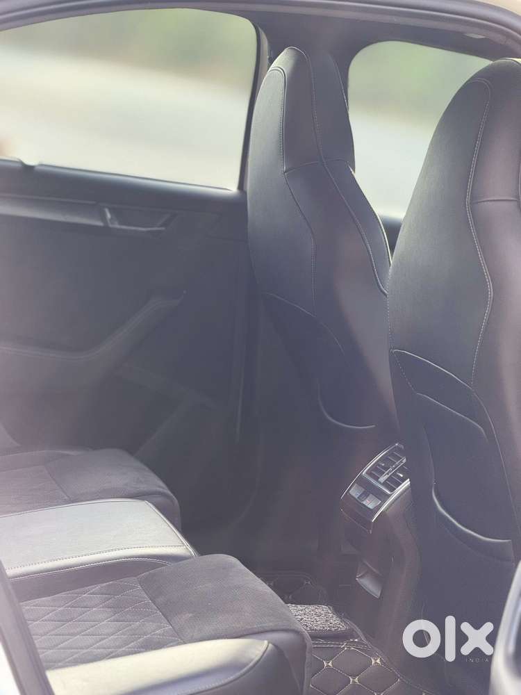 Skoda Superb 2.0 Sportline Tsi At, 2021, Petrol