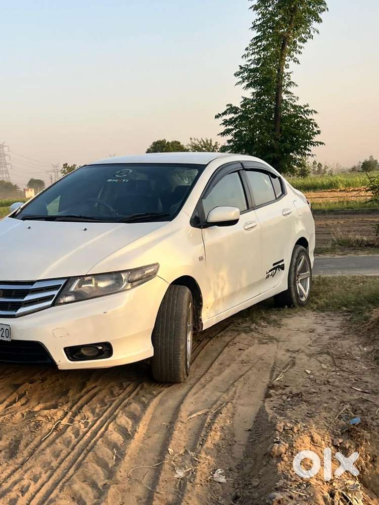 Honda City 2013 Cng & Hybrids Well Maintained