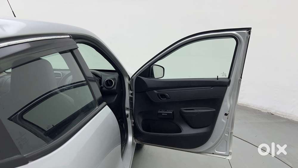Renault Kwid 2019-ongoing 1.0 Rxl Amt, 2017, Petrol