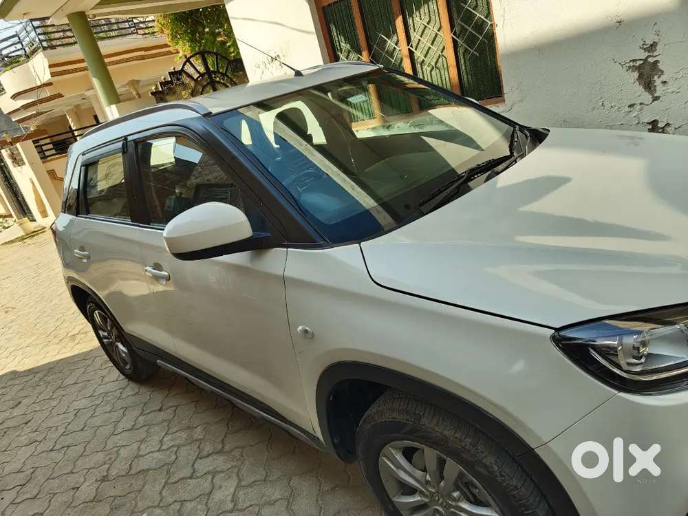 Well-maintained Maruti Suzuki Brezza Zdi  2018 Diesel 70000 Km Driven