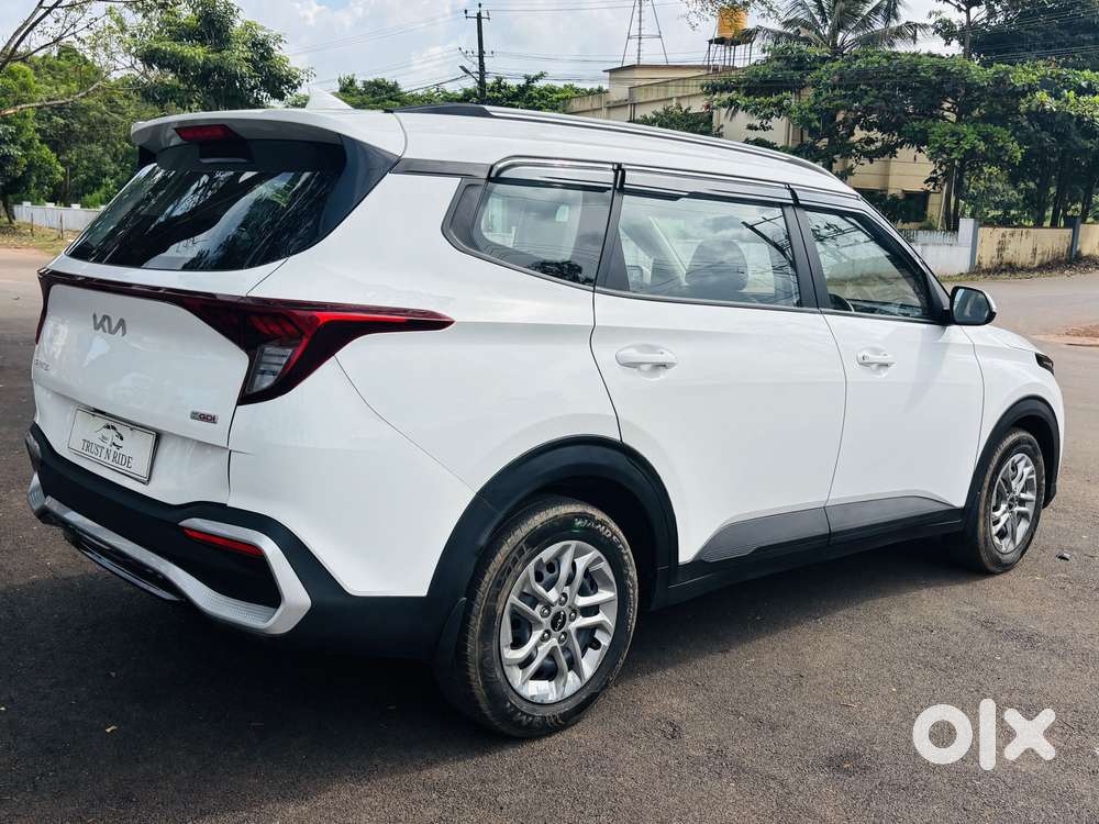 Kia Carens 1.4 Prestige 7 Str, 2022, Petrol