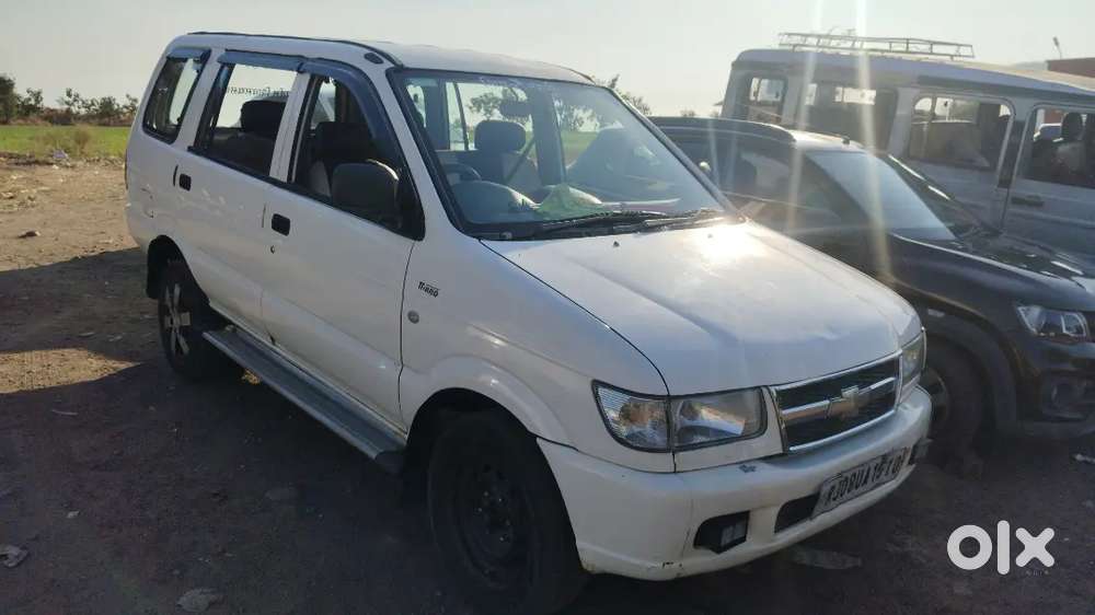Chevrolet Tavera Neo 3-10 2011