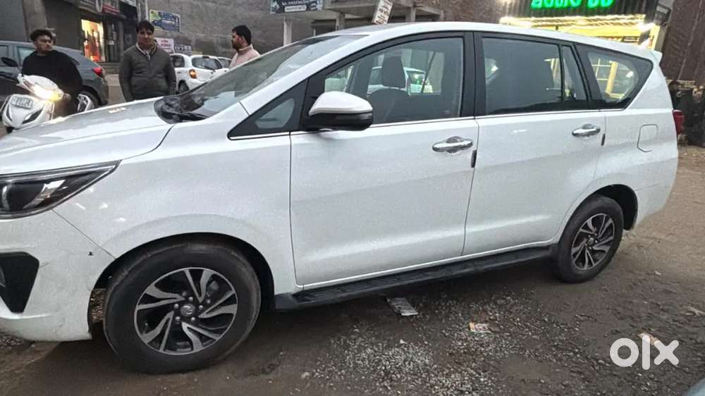 Toyota Innova Crysta 2021 Diesel 150000 Km Driven