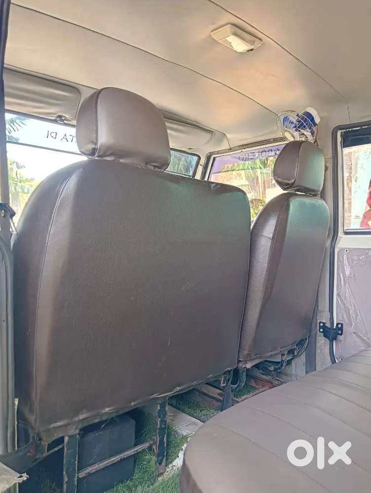 Bolero 8 Seater