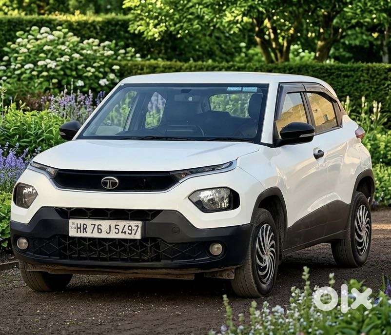 Tata Punch Pure, 2025, Petrol