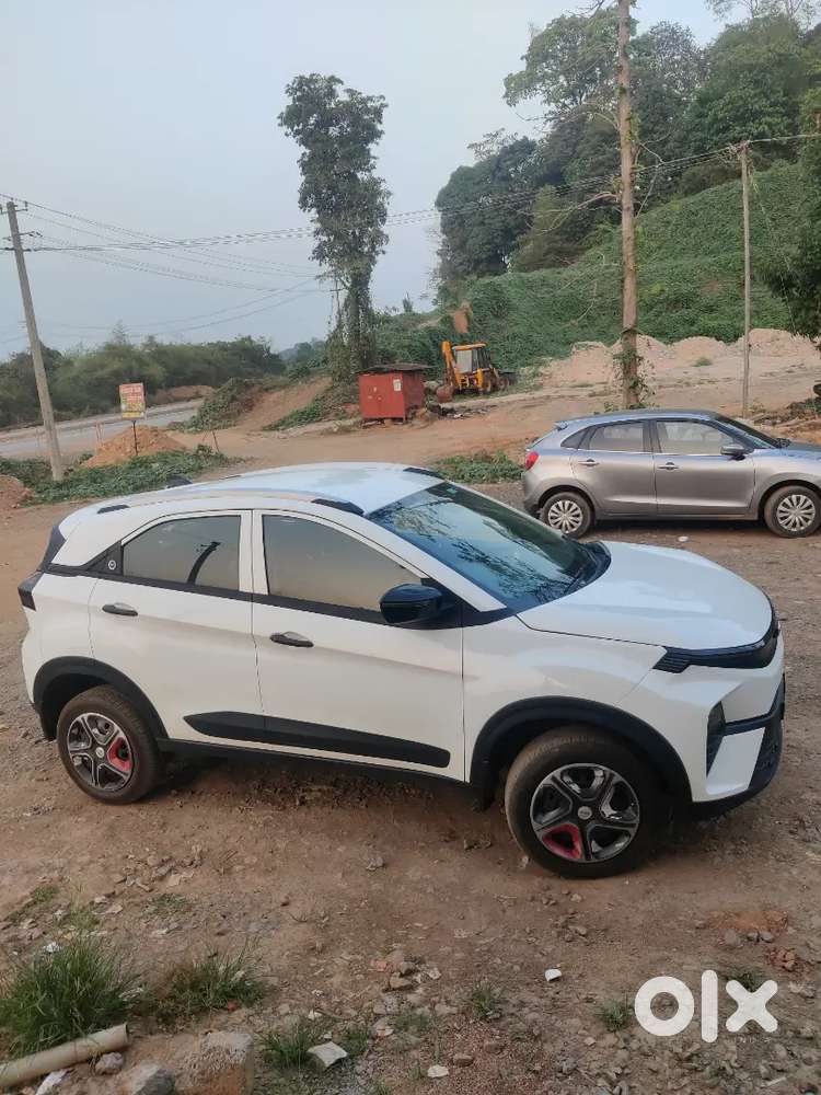 Tata Nexon November 2023 Petrol 12000 Km Driven