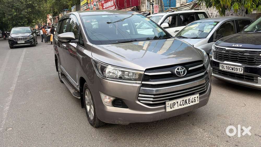 Toyota Innova Crysta 2.4 G Mt, 2017, Diesel