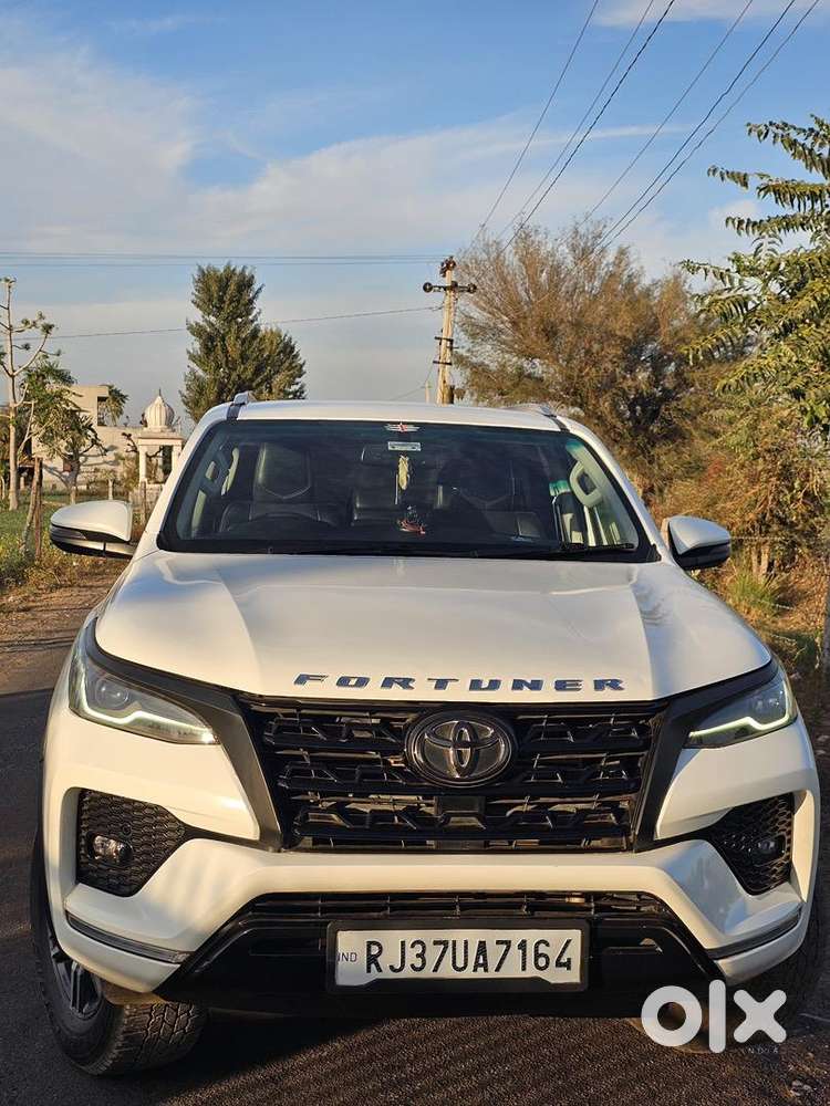 Toyota Fortuner 2021 Diesel Well Maintained