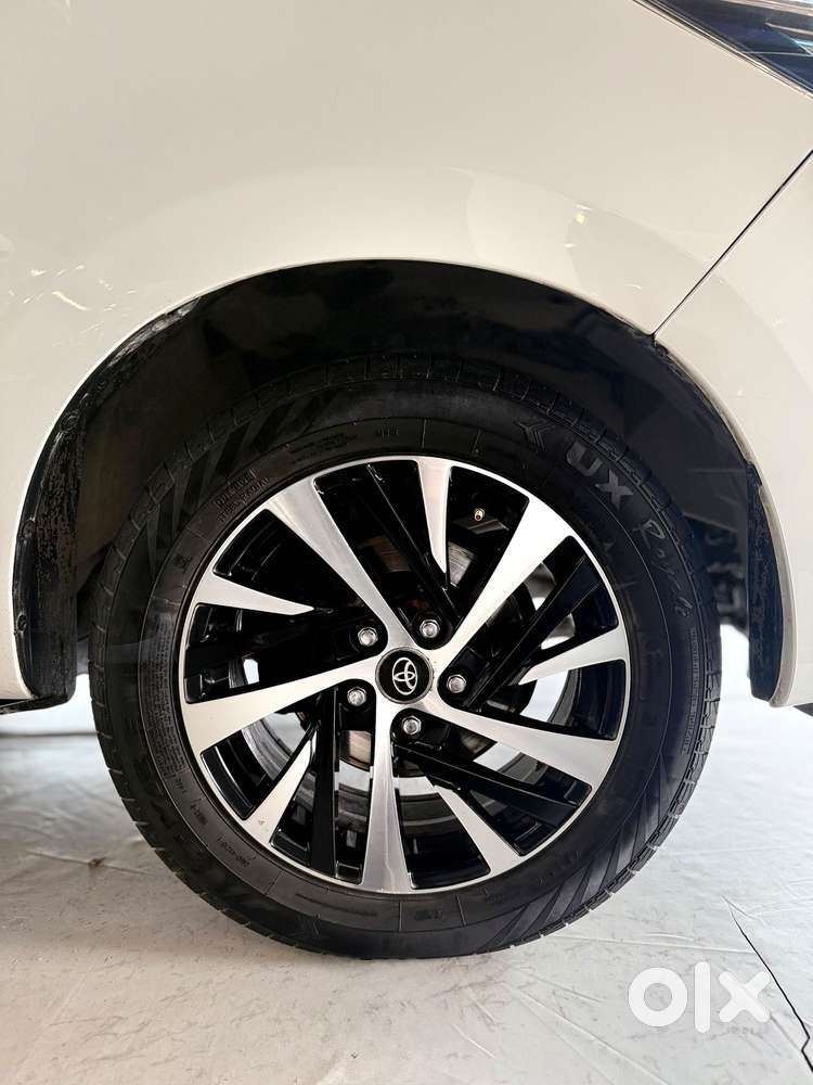 Toyota Innova Crysta 2.4 G Mt, 2016, Diesel