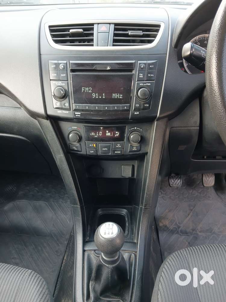 Maruti Suzuki Swift Zxi, 2012, Petrol