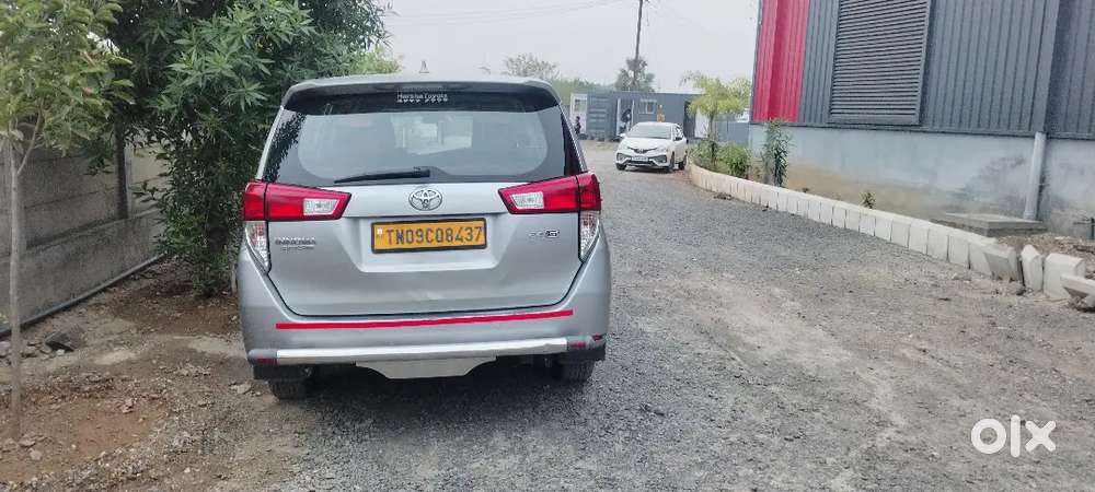 Toyota Innova Crysta 2018 Diesel 290000 Km Driven