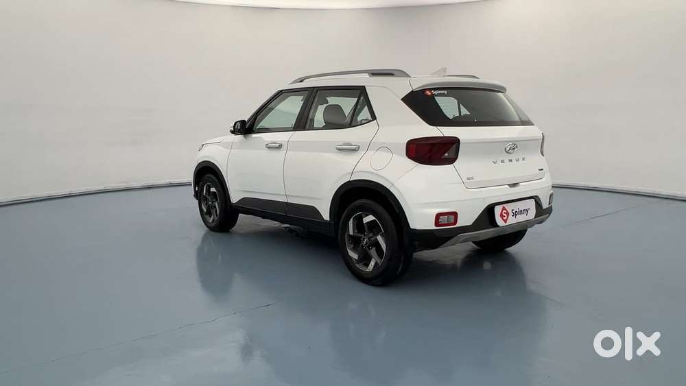 Hyundai Venue Sx Plus Turbo Dct, 2022, Petrol