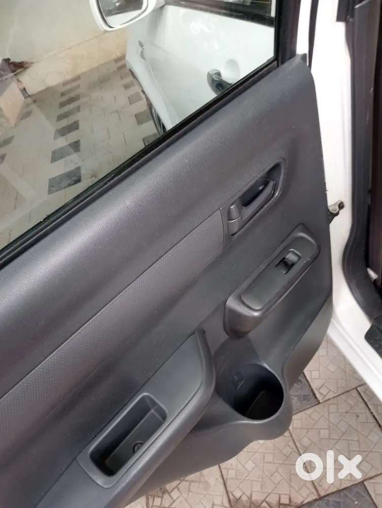 Maruti Suzuki Dzire 2015