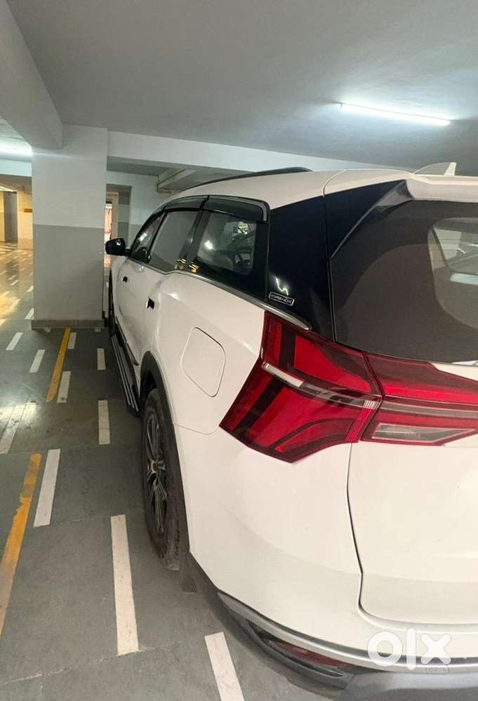 Mahindra Xuv700 2022 Diesel Well Maintained Under Warranty  Automatic