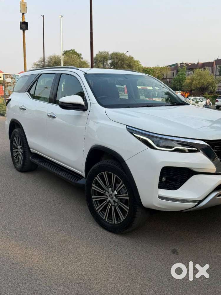Toyota Fortuner 4x2 At 2.8 Diesel, 2021, Diesel