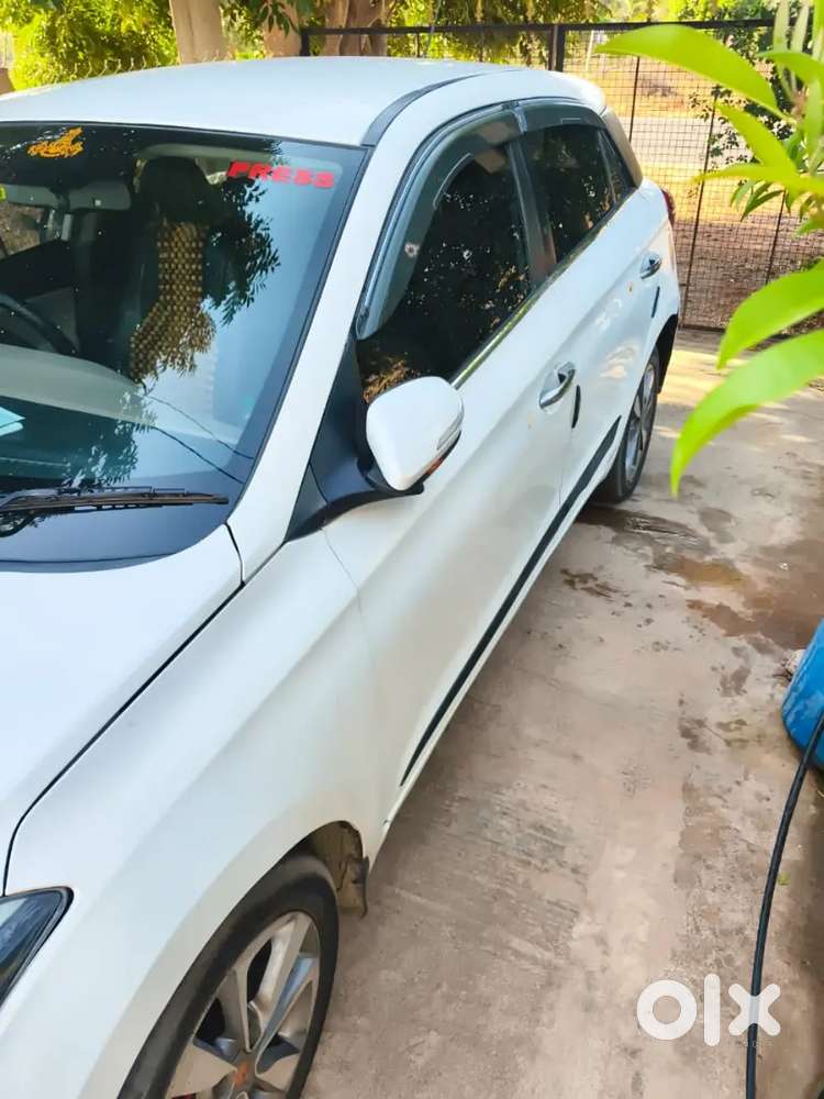 Hyundai I20 2015 Diesel 90000 Km Driven