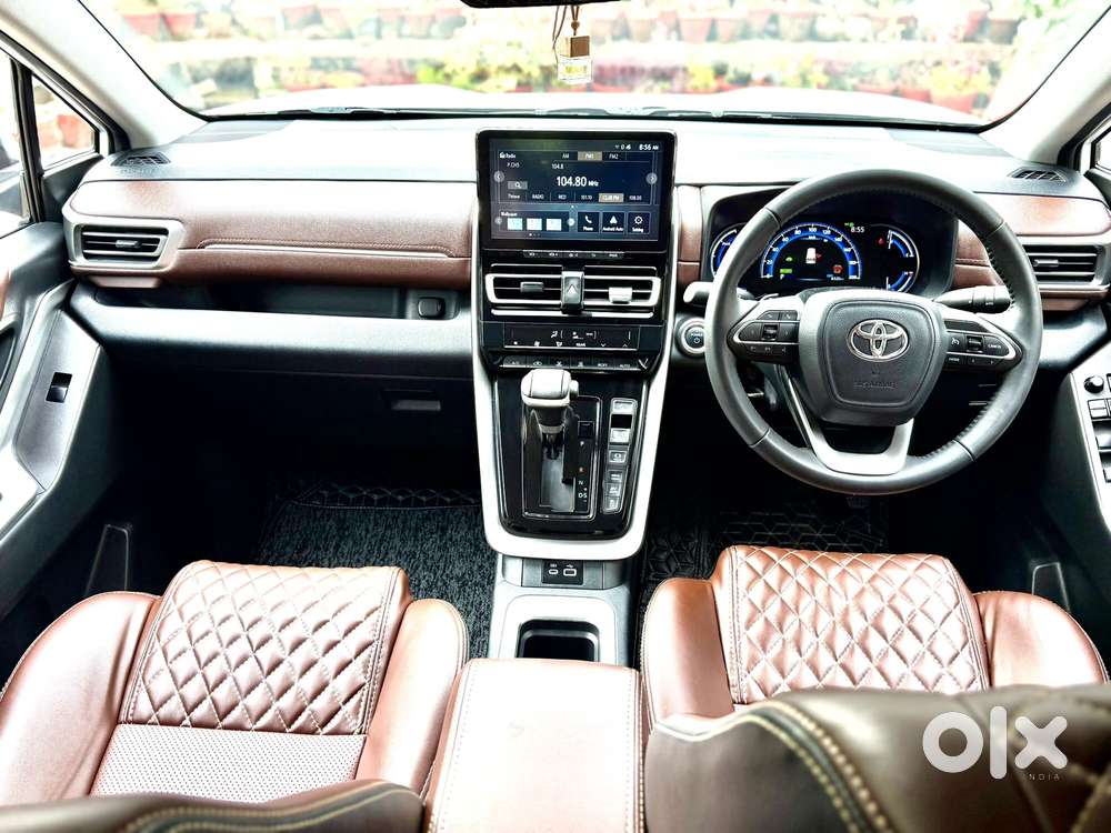 Toyota Innova Hycross 2.0 Vx (o) Hybrid 7 Str, 2025, Cng & Hybrids