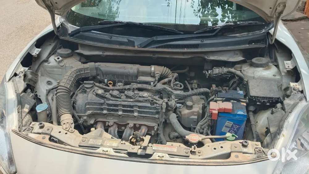 Well-maintained Maruti Swift Vxi Petrol - [103559] Driven,