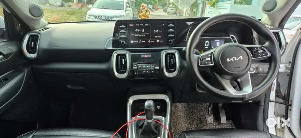 Kia Sonet 2023 Petrol Well Maintained