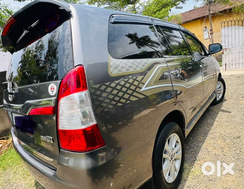 Toyota Innova Type-4 Diesel 2014