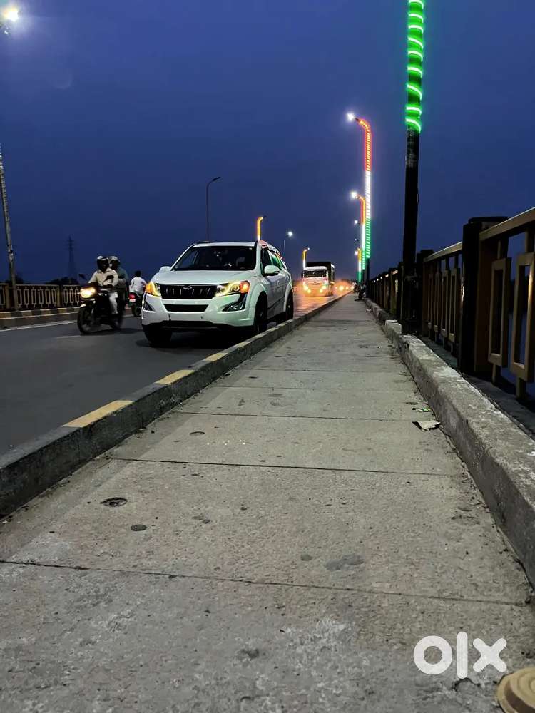 Mahindra Xuv500 2016 Diesel 138000 Km Driven