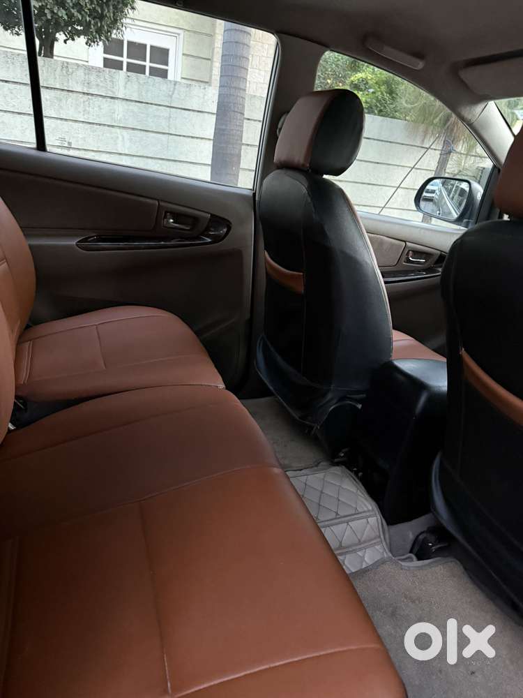 Toyota Innova 2.5 Vx 8 Str, 2015, Diesel