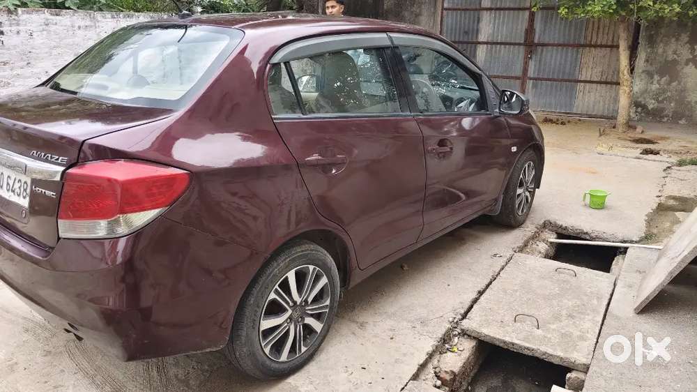 Honda Amaze 2014 Diesel Well Maintained With Alloy Wheels