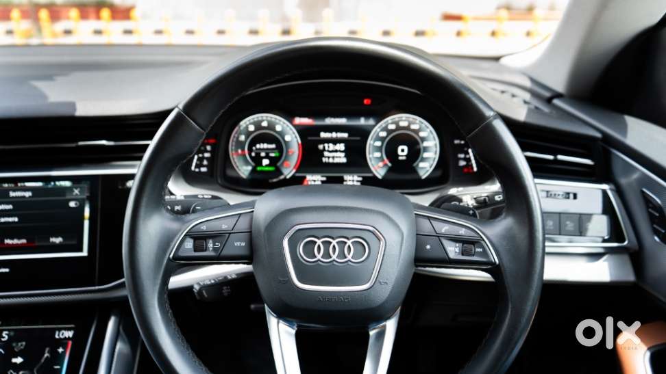Audi Q8 3.0 Celebration Edition, 2022, Petrol