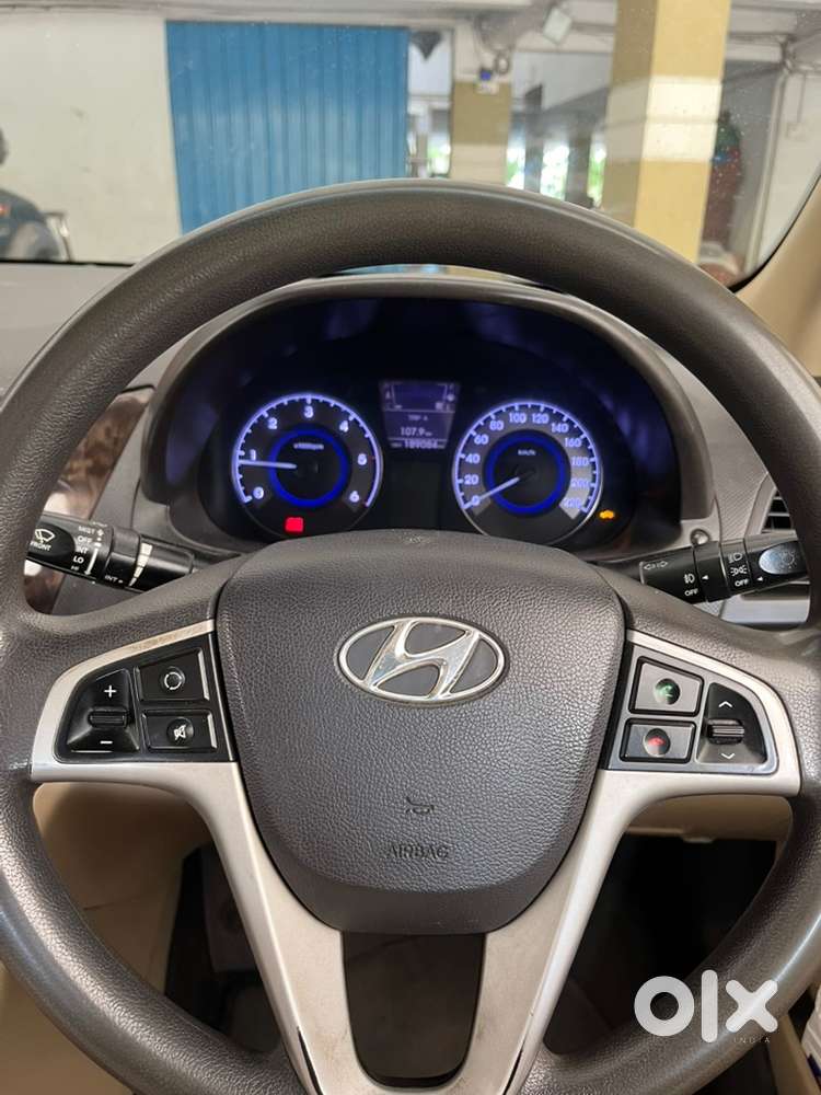 Hyundai Verna Fluidic 2012