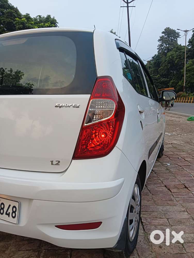 Hyundai I10 1.2 Kappa Sportz, 2017, Petrol