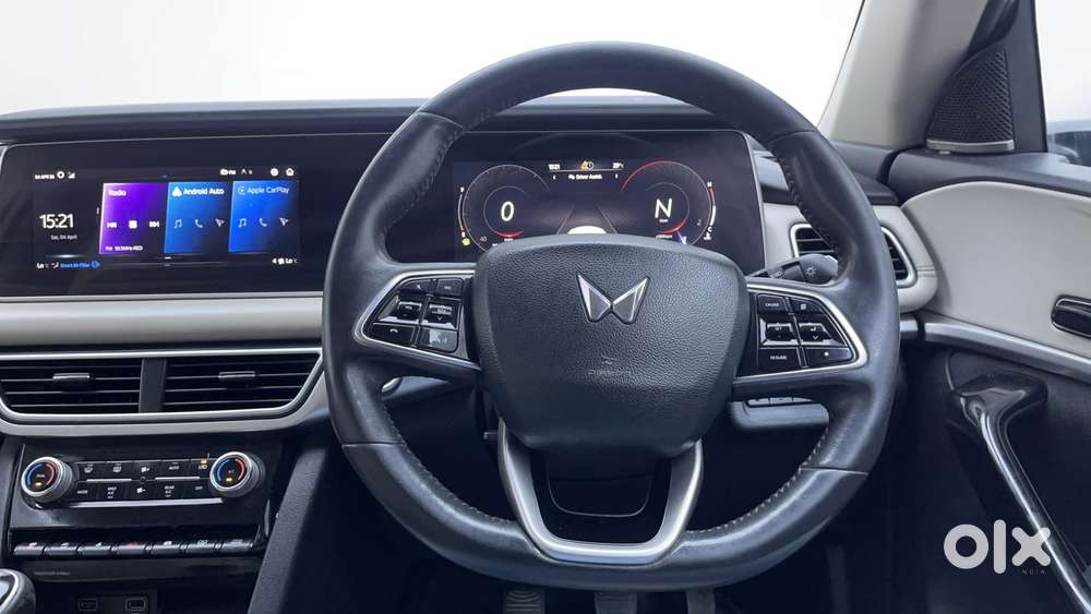 Mahindra Xuv700 2.2 Ax 7 Diesel Mt Luxury Pack Str, 2022, Diesel