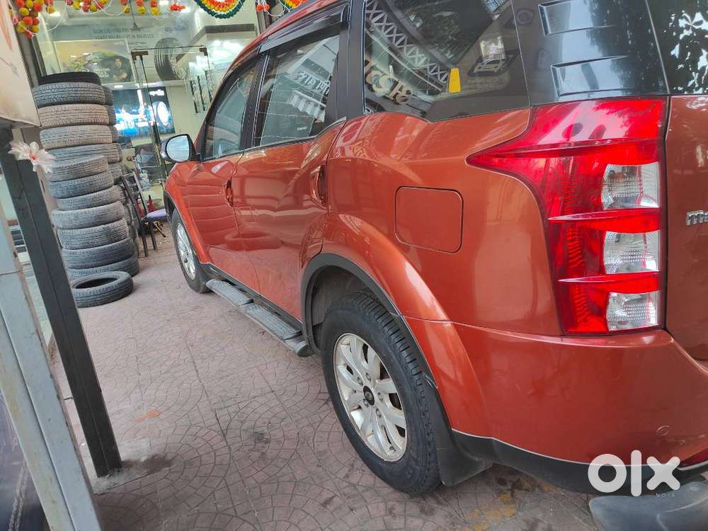 Single Owner Mahindra Xuv500 W10  Well Maintained  Top Variant