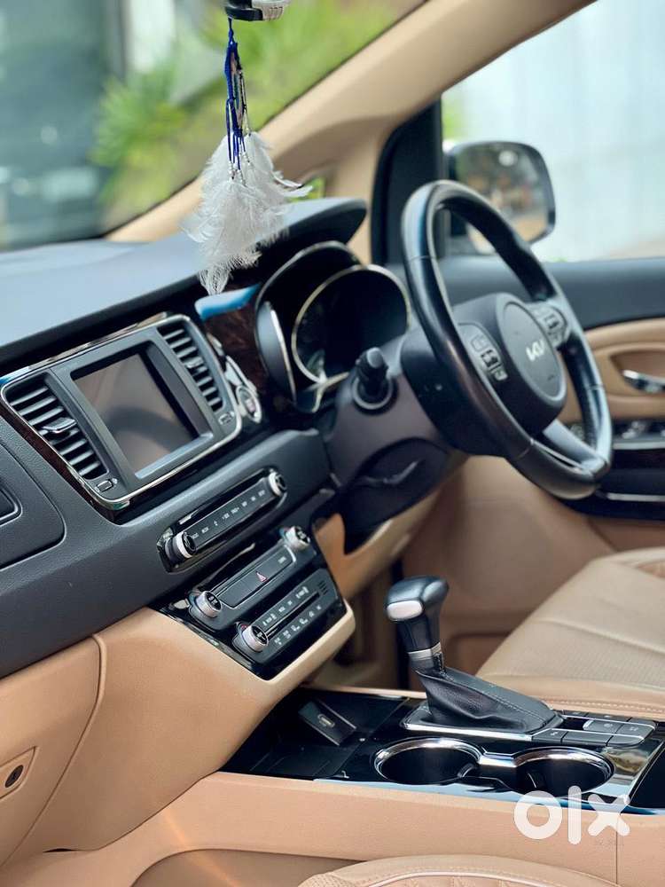 Kia Carnival Limousine Plus 7 Str, 2022, Electric