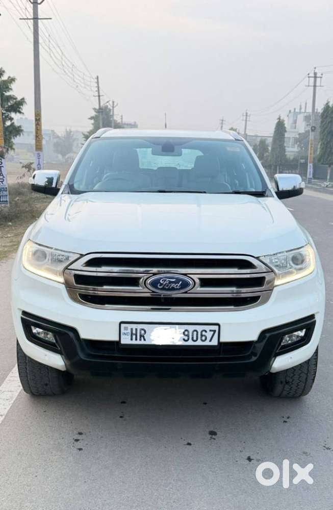 Ford Endeavour 3.2 Titanium At 4x4, 2017, Diesel