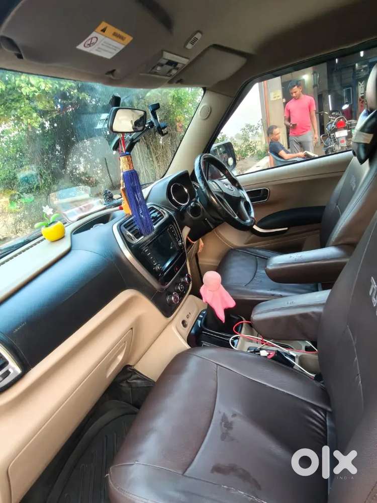 Mahindra Tuv 300 2020