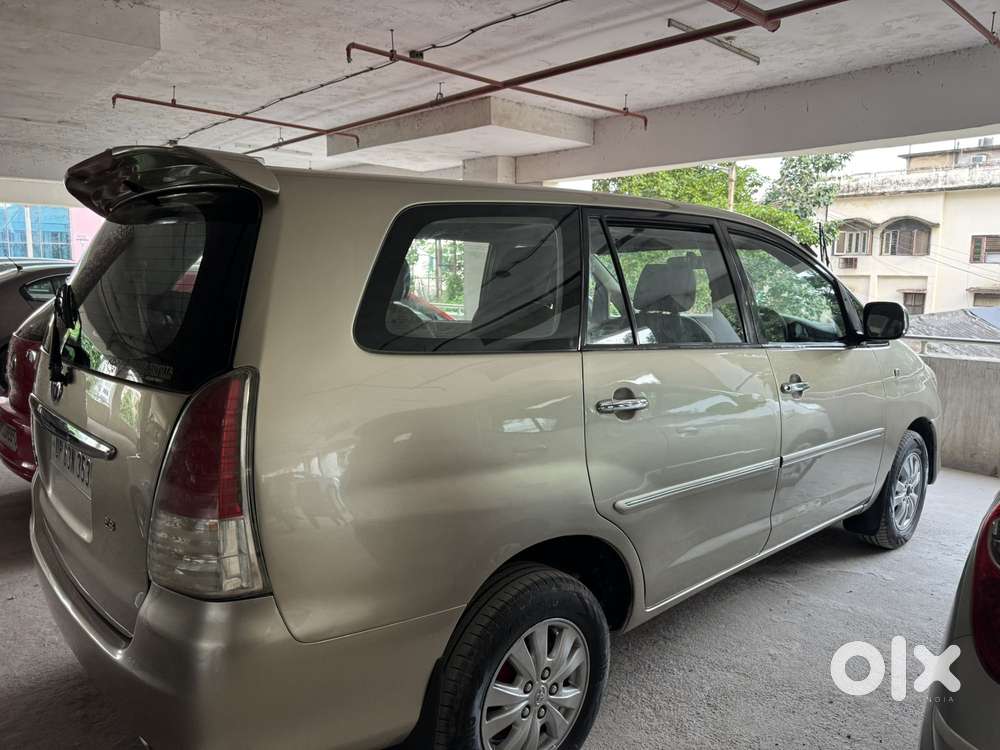 Toyota Innova 2.5 Vx 7 Str, 2011, Diesel