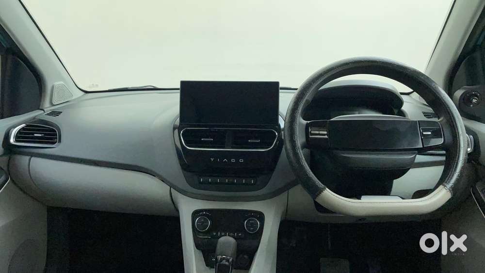 Tata Tiago Xza, 2025, Petrol